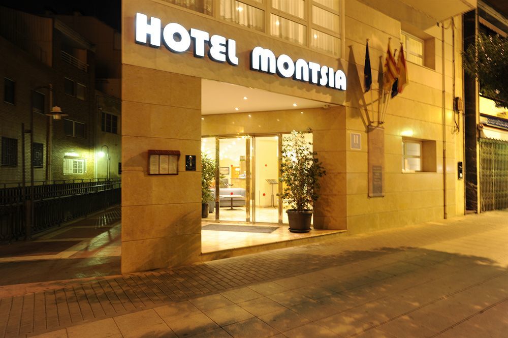 Hotel Montsia Amposta Exterior photo